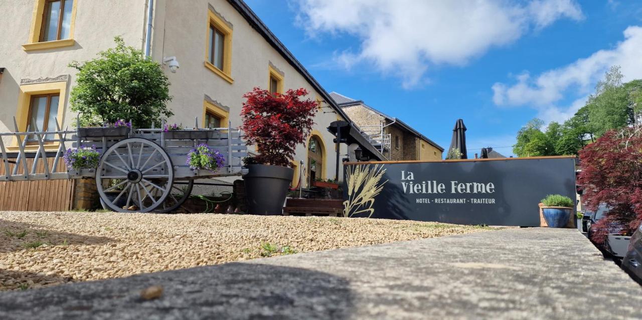 Hotel La Vieille Ferme Chassepierre Extérieur photo